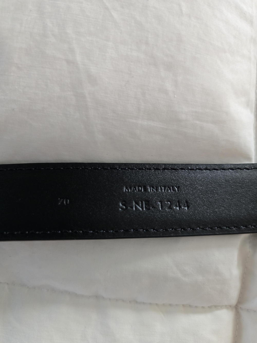 NEW Celine Triomphe Black Leather Belt Size 70 - Picture 6 of 9